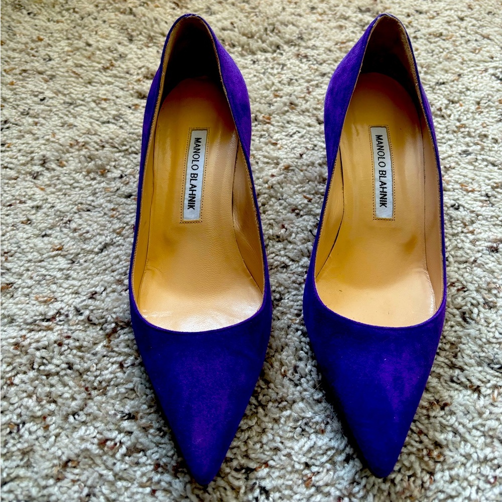Manolo Blahnik purple suede BB heels